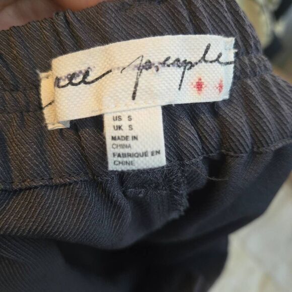 Free People Shorts Women's Size Small Pleated High Waist Gray - Picture 4 of 4